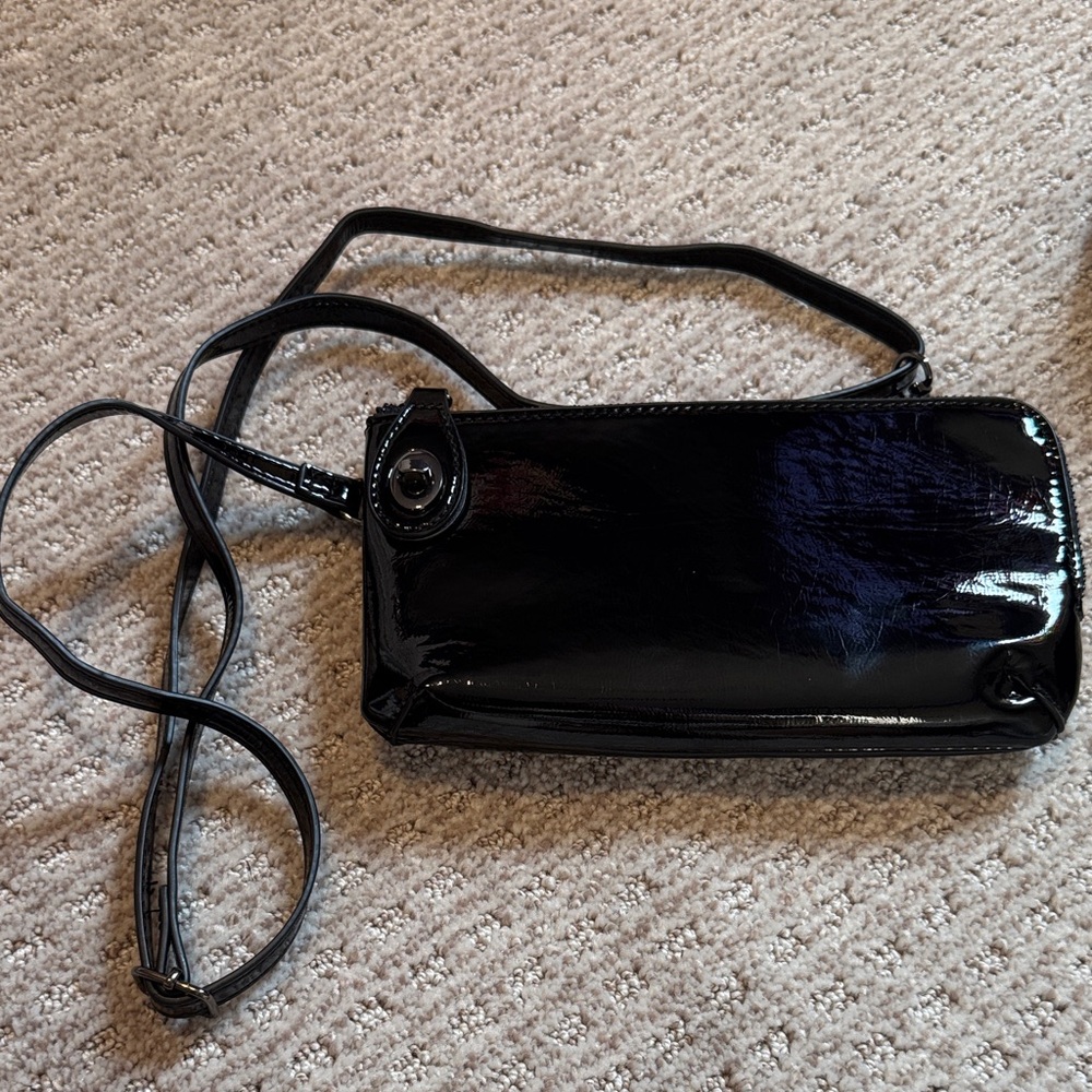Elegant Black Patent Leather Shoulder Bag